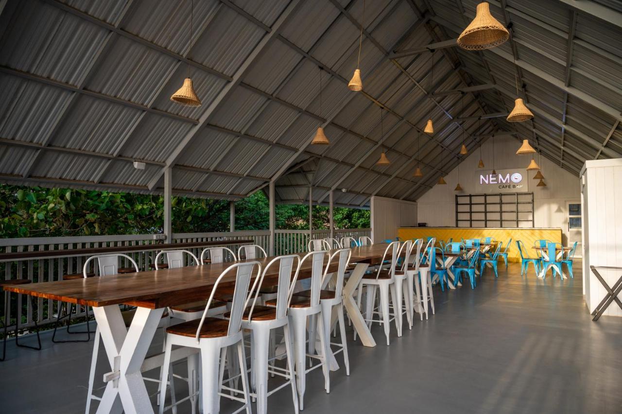 Praveg Beach Resort Daman Lighthouse Beach Exterior foto